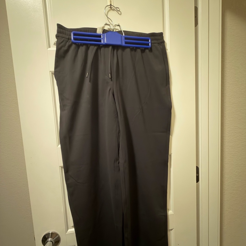 lululemon athletica Black drawstring pants (Women’s M)